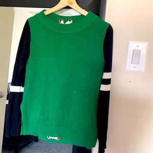 Side Slit Detail Green and black color Round Neck